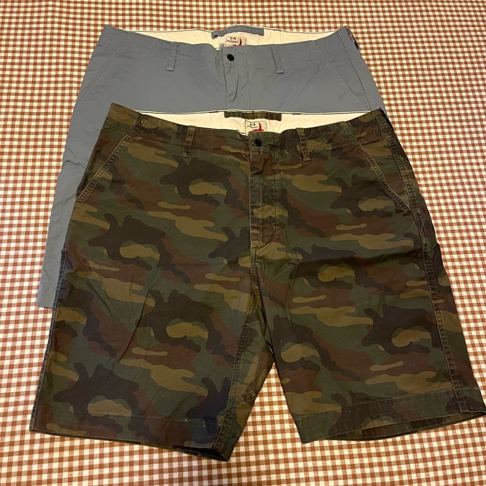 Lot Relwen Men's Camouflage and Gray Shorts